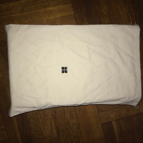 BCBG MAXAZARIA - Picture 5 of 6